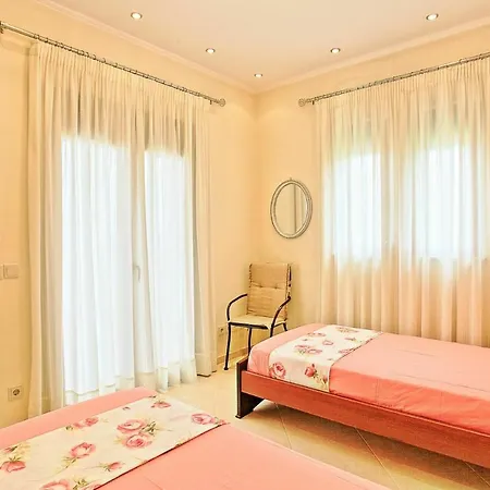 Acharavi By Posarellivillas * Acharavi (Corfu)